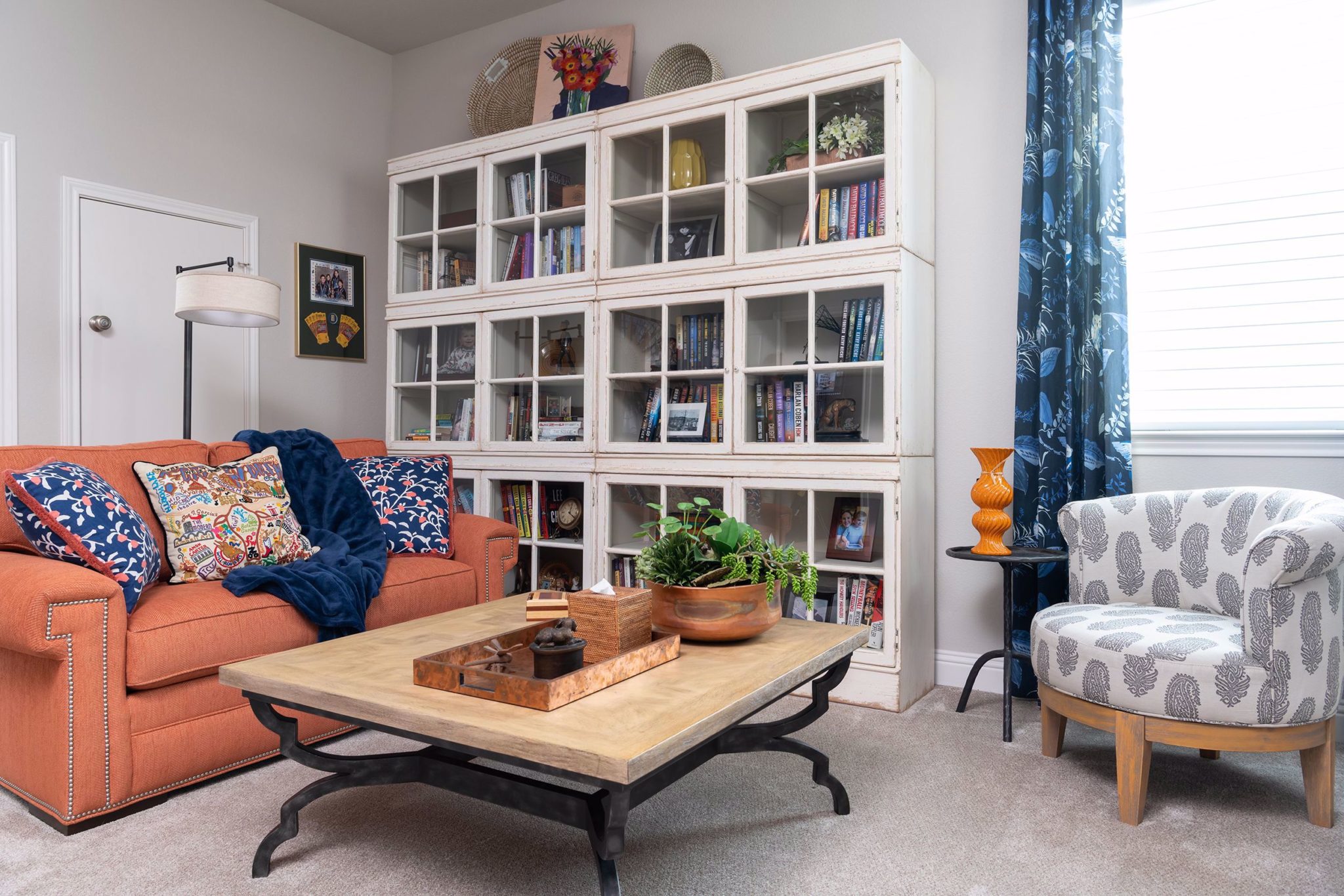 Ten Ways To Style A Bookshelf